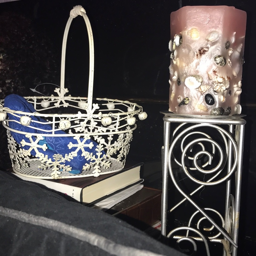 Pedestal Candle Holder